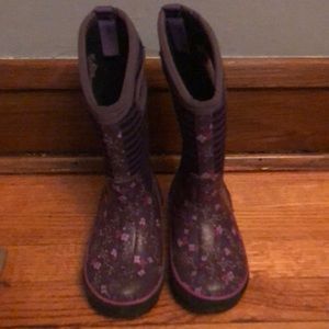 Bogs- little girls size 11